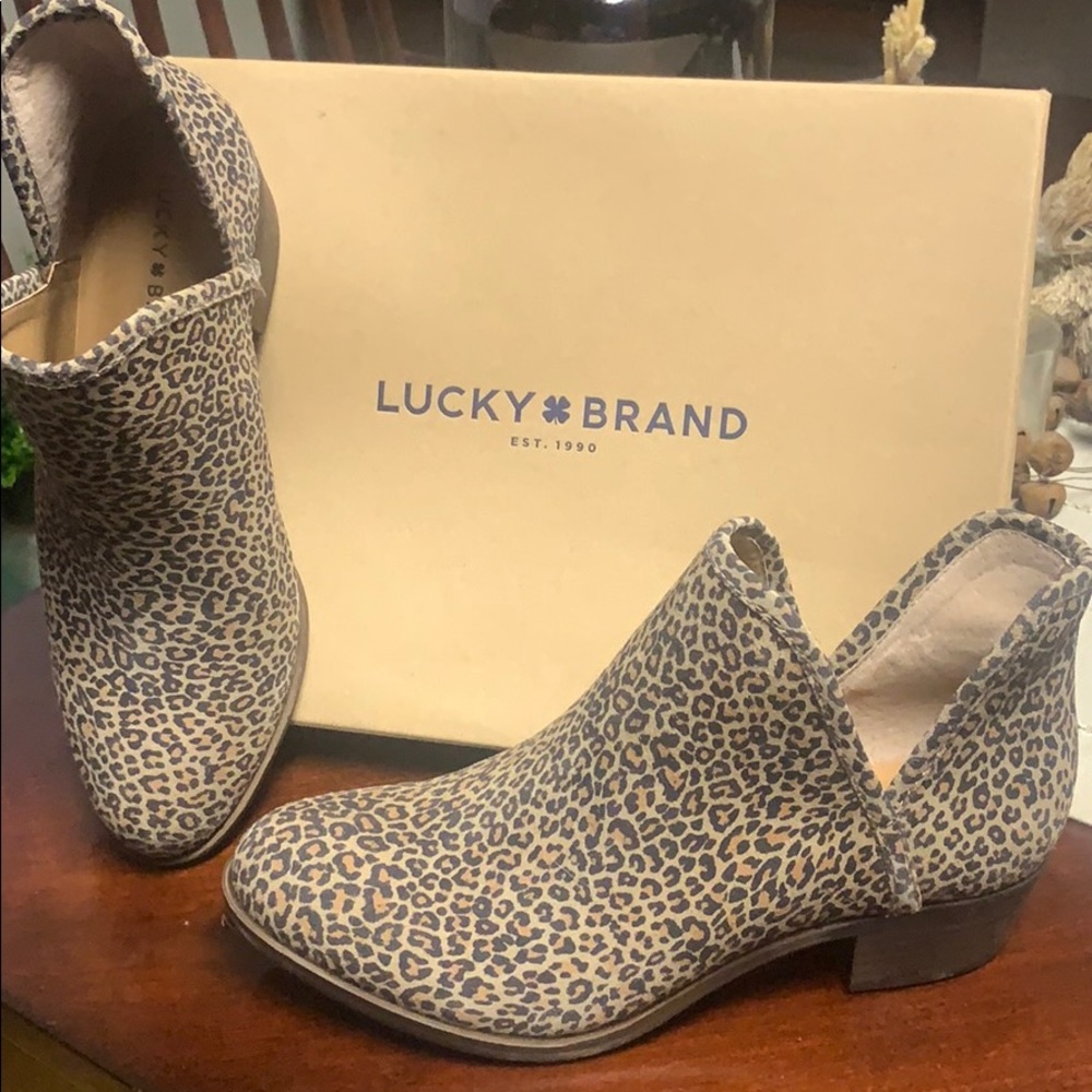 Lucky Brand Baley 2 leopard bootie Size 8 🔥